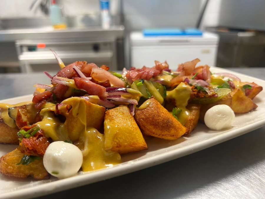 Patatas 5 salsas